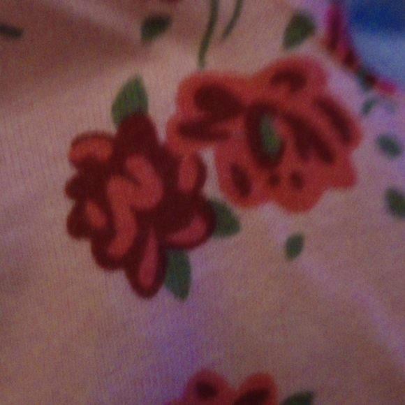 Beautiful pink oneies - Picture 3 of 3